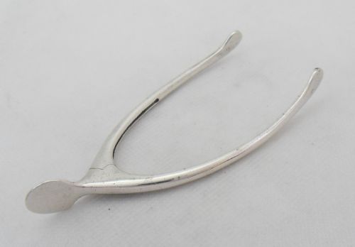 SILVER WISHBONE SUGAR TONGS LONDON 1908 - ADDITIONAL PHOTO 3