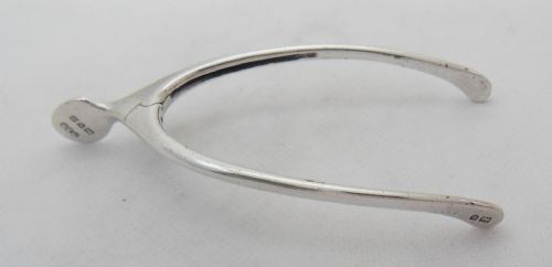 SILVER WISHBONE SUGAR TONGS LONDON 1908 - ADDITIONAL PHOTO 4