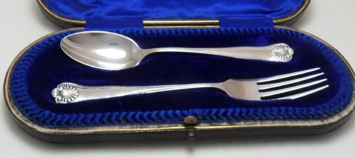 ANTIQUE CASED SILVER CHRISTENING SET 191011 - ADDITIONAL PHOTO 1