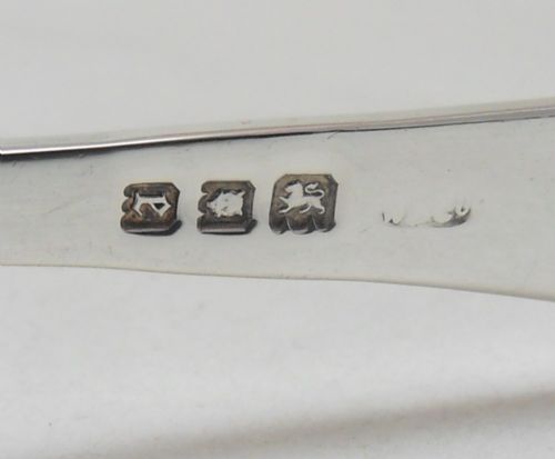 EXCEPTIONAL SILVER CHRISTENING SET LONDON 1920 - ADDITIONAL PHOTO 7