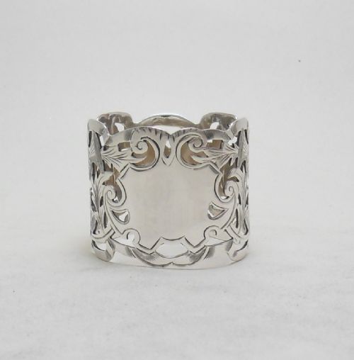 edwardian thistle rose cover silver napkin ring - CATEGORY: ANTIQUE SILVER - DATED EDWARDIAN
