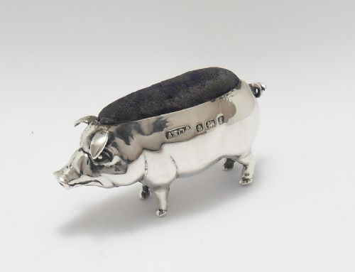 fine silver 'pig' pin cushion birmingham 1905 - CATEGORY: ANTIQUE SILVER - DATED EDWARDIAN