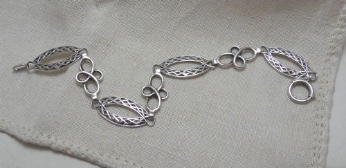 DESIGNER VINTAGE CELTIC SILVER BRACELET BY ROBERT ALLISON - ADDITIONAL PHOTO 2