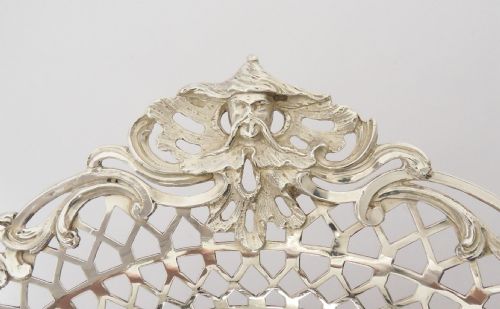 A MAGNIFICENT CHINOISERIE GEORGE II SWING HANDLED BASKET HALLMARKED LONDON 1757 BY SAMUEL HERBERT AND CO - ADDITIONAL PHOTO 7