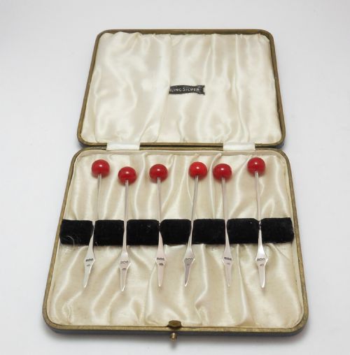 cased set of bakelite silver cocktail sticks sheffield 1937 - CATEGORY: ANTIQUE SILVER - DATED 1940