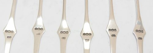 CASED SET OF BAKELITE SILVER COCKTAIL STICKS SHEFFIELD 1937 - ADDITIONAL PHOTO 7