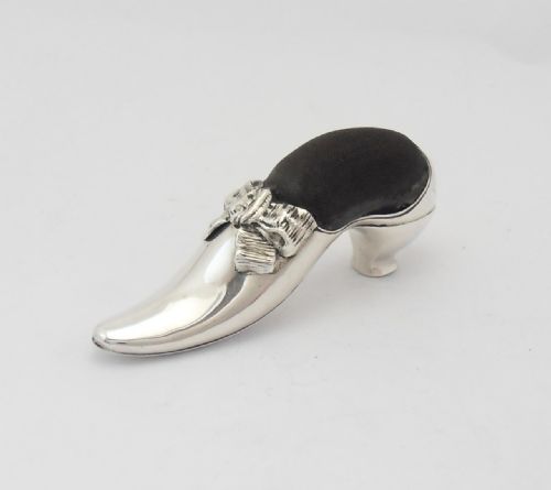 RARE 'SHOE' LARGE SILVER PIN CUSHION BIRMINGHAM 1906 - ADDITIONAL PHOTO 1