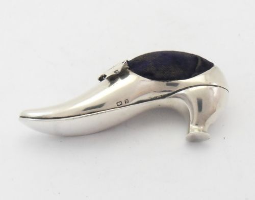 RARE SILVER PIN CUSHION 'SHOE' SHAPED BIRMINGHAM 1901 - ADDITIONAL PHOTO 3