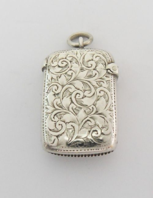 FINE VICTORIAN PETITE SILVER VESTA CASE CHESTER 1895 - ADDITIONAL PHOTO 1