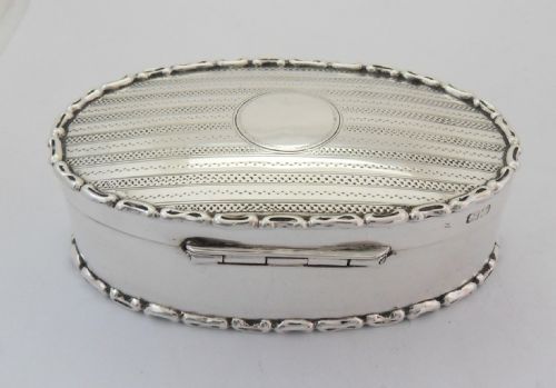 FINE STERLING SILVER OVAL TRINKET BOX CHESTER 1910 - ADDITIONAL PHOTO 4