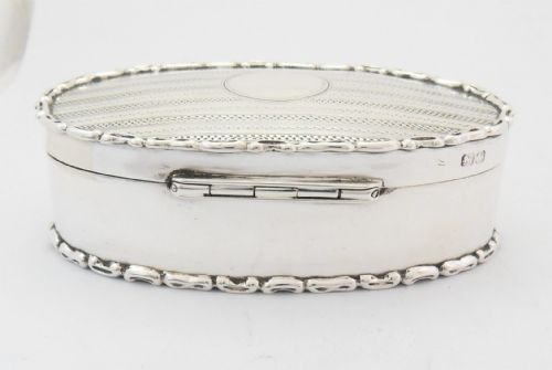 FINE STERLING SILVER OVAL TRINKET BOX CHESTER 1910 - ADDITIONAL PHOTO 5