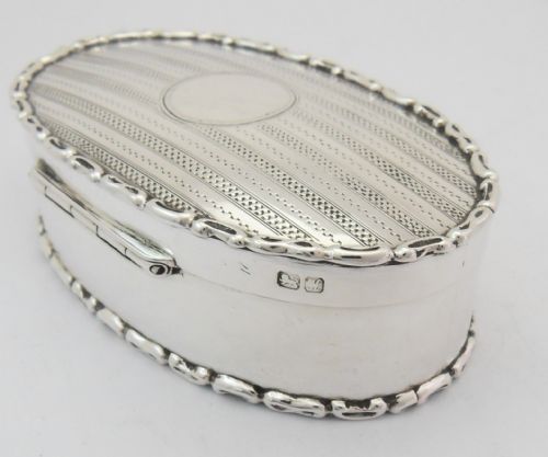 FINE STERLING SILVER OVAL TRINKET BOX CHESTER 1910 - ADDITIONAL PHOTO 9