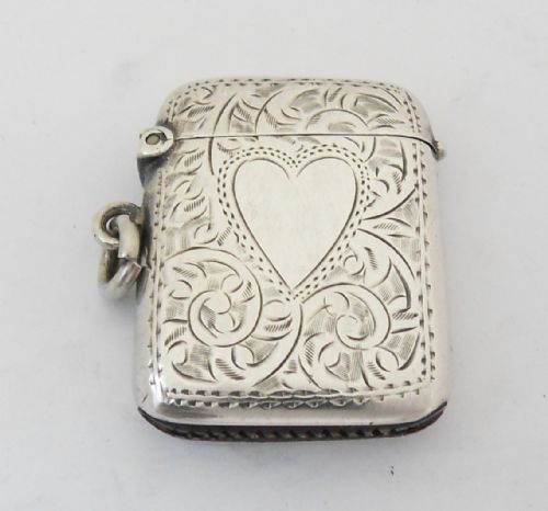 exquisite 'heart' silver vesta case birmingham 1912 - CATEGORY: ANTIQUE SILVER - DATED 1920