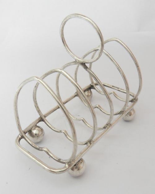 EDWARDIAN 'HEART' SILVER TOAST RACK BY WALKER HALL - ADDITIONAL PHOTO 6