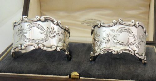 ornate pair of cased solid silver napkin rings birmingham 1919 - CATEGORY: ANTIQUE SILVER - DATED 1920