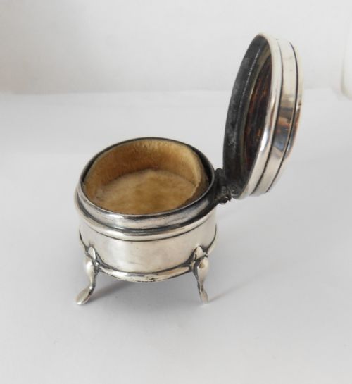 EDWARDIAN SILVER TORTOISESHELL TRINKET BOX BY LEVI SALAMAN - ADDITIONAL PHOTO 2