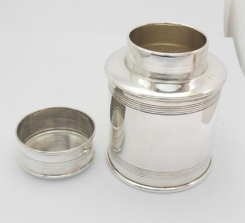 FINE SILVER TEA CADDY GOLDSMITHS SILVERSMITHS LONDON 1911 - ADDITIONAL PHOTO 4