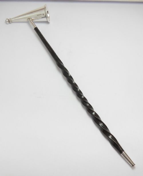 VICTORIAN SILVER BALEEN CANDLE SNUFFER LONDON 1855 - ADDITIONAL PHOTO 4