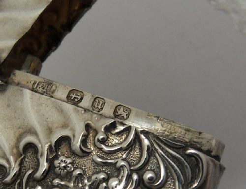 STUNNING VICTORIAN SILVER VESTA CASE BIRMINGHAM 1894 - ADDITIONAL PHOTO 11