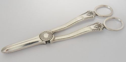 fine vintage silver grape scissors sheffield 1958 - CATEGORY: ANTIQUE SILVER - DATED 1960