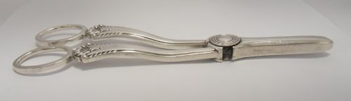 FINE VINTAGE SILVER GRAPE SCISSORS SHEFFIELD 1958 - ADDITIONAL PHOTO 3
