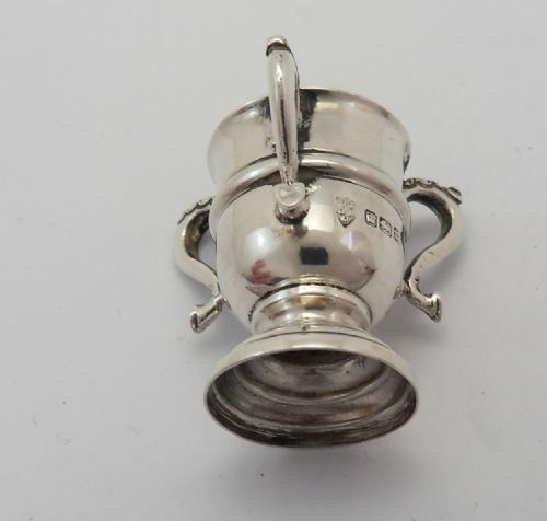EDWARDIAN SILVER MINIATURE TYG CUP SHEFFIELD 1904 - ADDITIONAL PHOTO 4