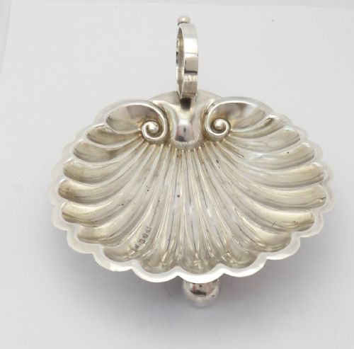 VICTORIAN SILVER SHELL DESIGN DISH BIRMINGHAM 1895 - ADDITIONAL PHOTO 1
