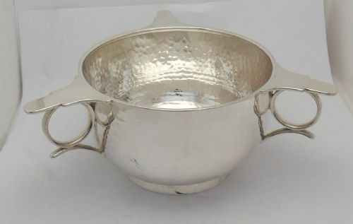arts crafts 3 handled quaiche chester 1918 - CATEGORY: ANTIQUE SILVER - DATED 1920