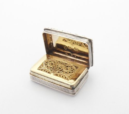 SUPERB SILVER GILT GEORGE III VINAIGRETTE - ADDITIONAL PHOTO 9