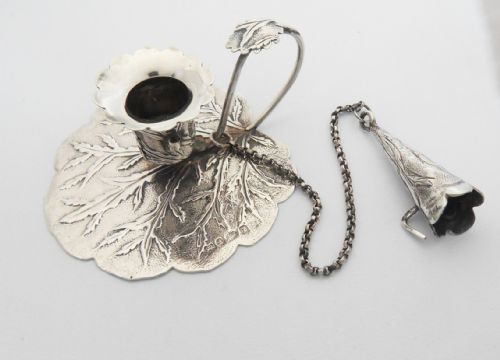 RARE WILLIAM IV SILVER LEAF DESIGN CHAMBERSTICK - ADDITIONAL PHOTO 1