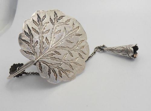 RARE WILLIAM IV SILVER LEAF DESIGN CHAMBERSTICK - ADDITIONAL PHOTO 4