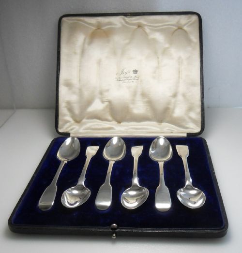 set of 6 william iv fiddle pattern teaspoons in later case - CATEGORY: ANTIQUE SILVER - DATED REGENCY