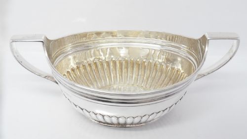 SUPERB SILVER TWIN HANDLE BOWL LONDON 1888 - ADDITIONAL PHOTO 11