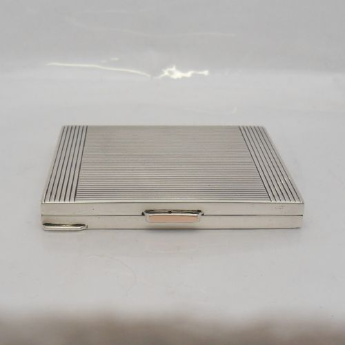 STYLISH SQUARE SILVER COMPACT CASE LONDON 1944 - ADDITIONAL PHOTO 1