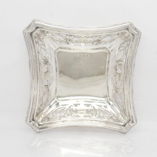 pretty edwardian silver square bon bon dish hallmarked birmingham 1908 by s glass - CATEGORY: ANTIQUE SILVER - DATED EDWARDIAN