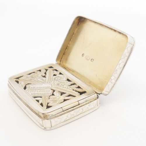 EARLY VICTORIAN SILVER VINAIGRETTE UNUSUALLY DECORATED GRILL - ADDITIONAL PHOTO 3