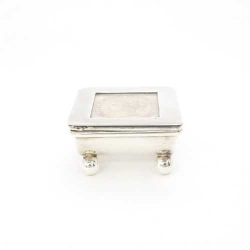 UNUSUAL VICTORIAN SILVER STAMP HOLDER - ADDITIONAL PHOTO 2