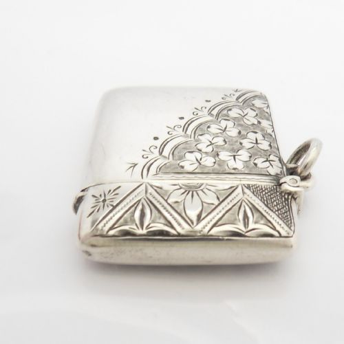 UNUSUALLY ENGRAVED VICTORIAN SILVER VESTA CASE - ADDITIONAL PHOTO 2
