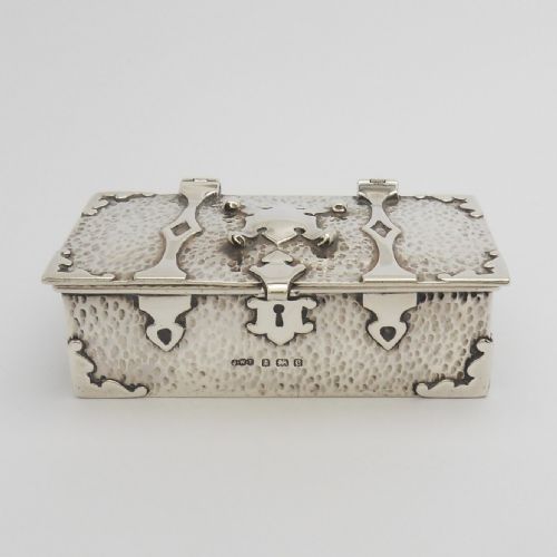 stunning arts crafts silver casket trinket box birmingham 1908 j w tiptaft - CATEGORY: ANTIQUE SILVER - DATED EDWARDIAN