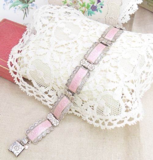 vintage harmony silver pink enamel flower bracelet - CATEGORY: ANTIQUE JEWELLERY - DATED 1950