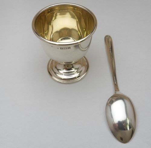 fig 1. Boxed silver Egg Cup and Spoon, Birmingham 1965 & 1966 Angora Silver Plate Co Ltd