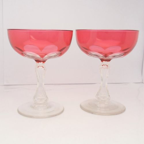 BEAUTIFUL PAIR OF ANTIQUE CRANBERRY GLASS CHAMPAGNE SAUCERS WITH FACETED HOURGLASS STEMS - ADDITIONAL PHOTO 3