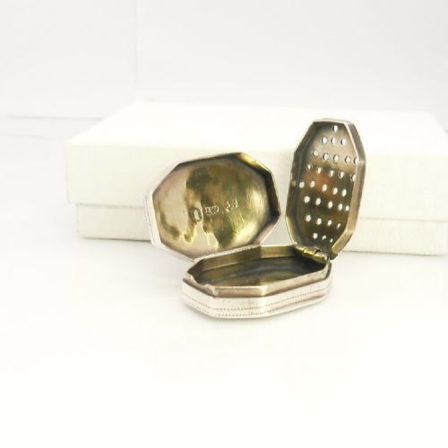 GEORGIAN SILVER VINAIGRETTE BY JOSEPH WILLMORE HALLMARKED BIRMINGHAM 1810 - ADDITIONAL PHOTO 5