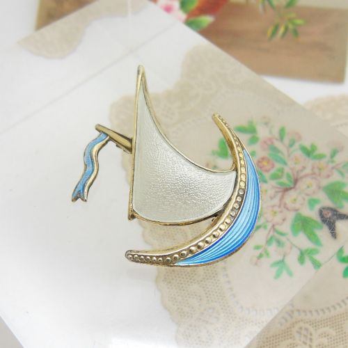 fig 1. Norwegian silver and enamel sailing boat brooch by Ivar Holth