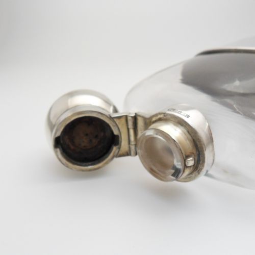VICTORIAN SILVER GLASS HIP FLASK WITH REMOVABLE CUP - ADDITIONAL PHOTO 2