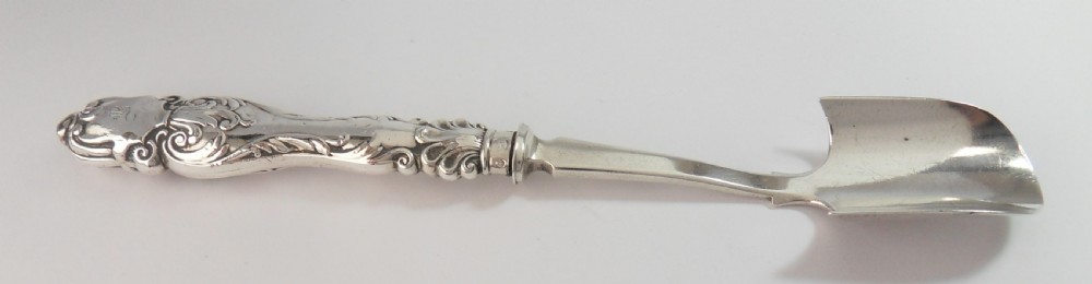EARLY VICTORIAN SOLID SILVER STILTON SCOOP SHEFFIELD 1852 View III