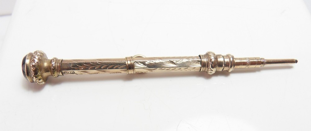 VICTORIAN 9CT GOLD RETRACTABLE PENCIL View V