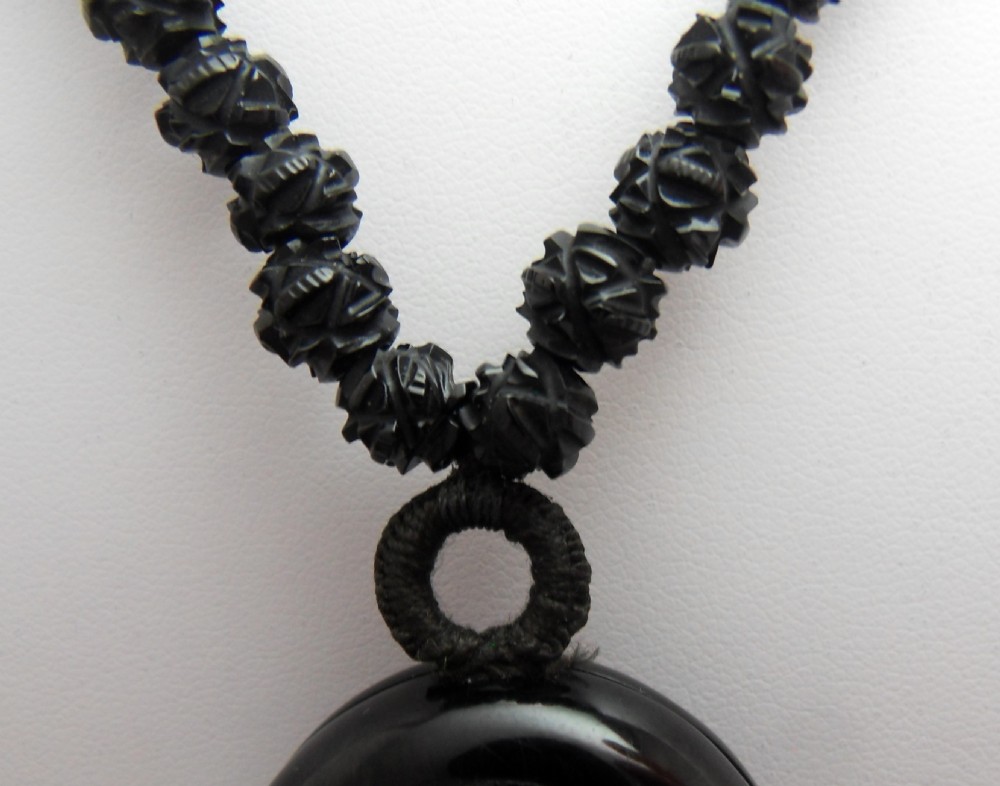SUPERB VICTORIAN CARVED JET 'MIZPAH' MOURNING LOCKET NECKLACE View VI