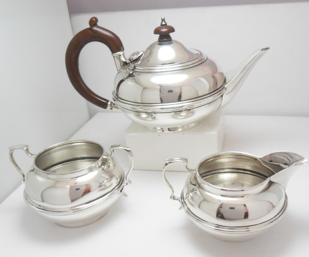 FINE SILVER ART DECO 3-PIECE TEA SET  LONDON 1922 View V