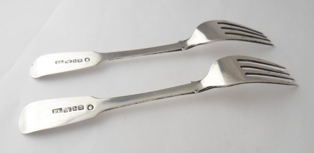 PAIR OF SMALL SILVER  FORKS SHEFFIELD 1836 BY PATRICK LEONARD View V